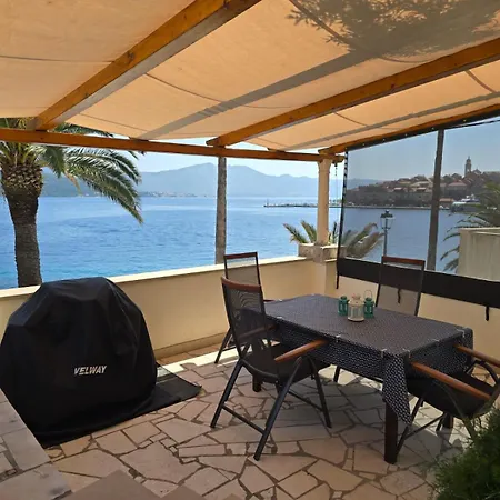 Infinity Blue 公寓