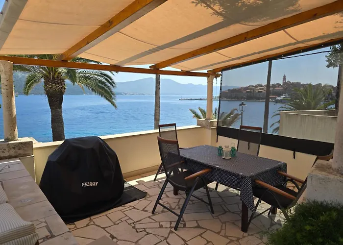 Infinity Blue Apartment